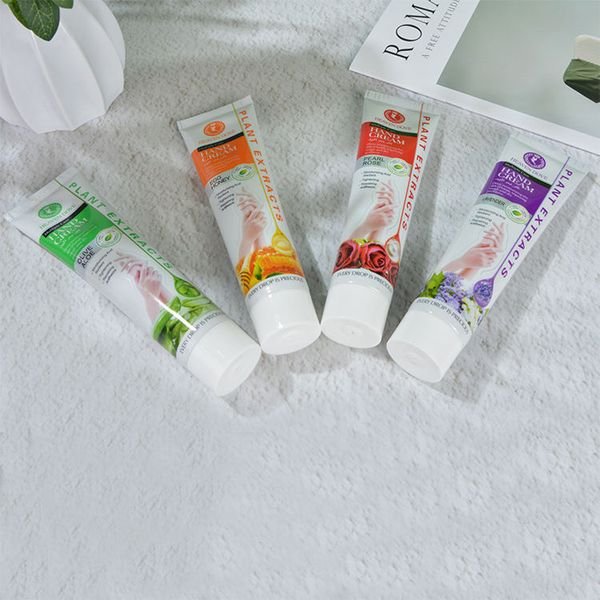 Wholesale Natural Plant Hand Cream Whitening Care Moisturiser Lotion Private Label Hand Cream for Hands Suitable Dry